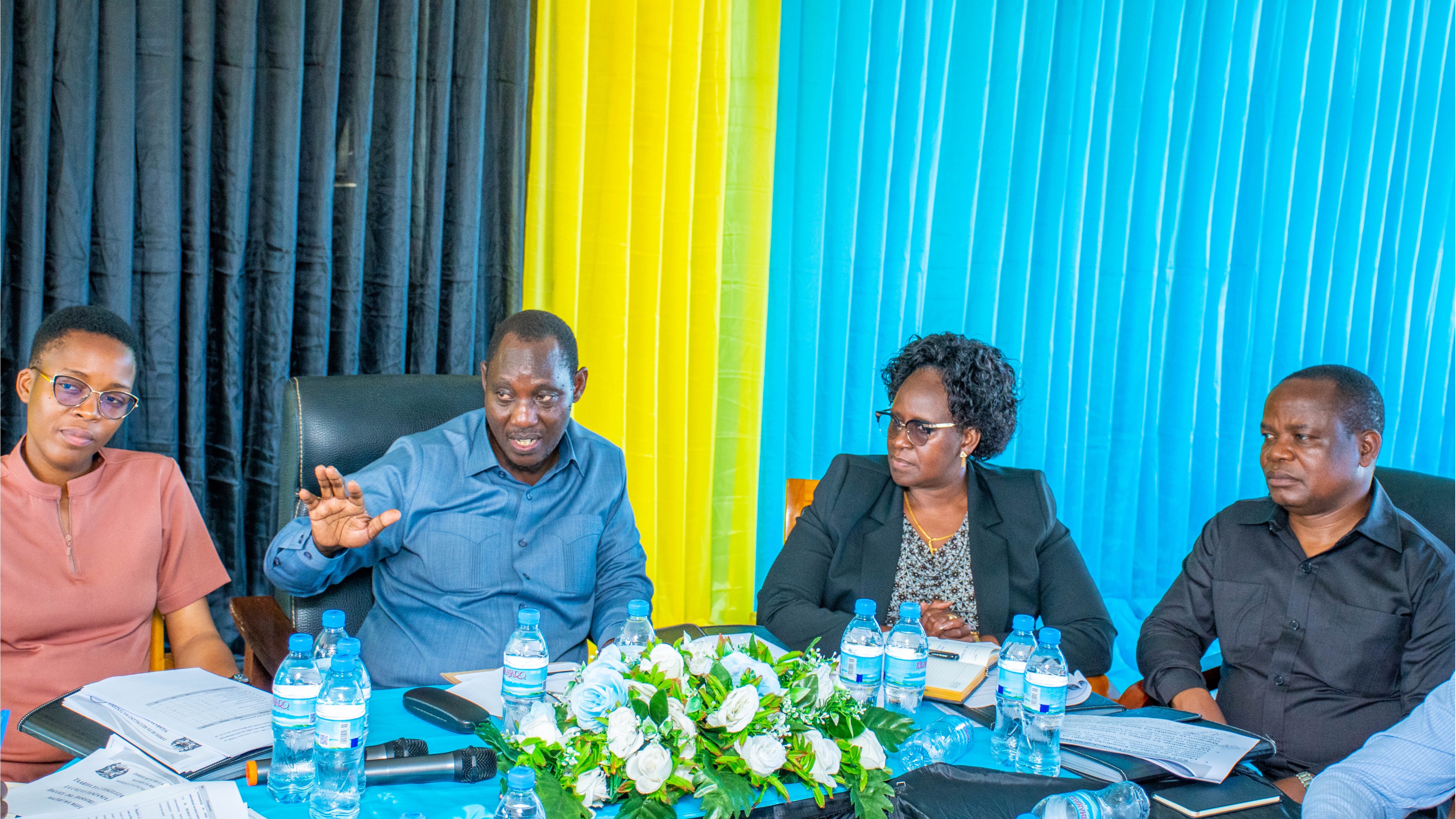 DKT. BASHIRU ASISITIZA UMAKINI SEKTA BINAFSI KWENYE UVUVI, UCHUMI WA BULUU